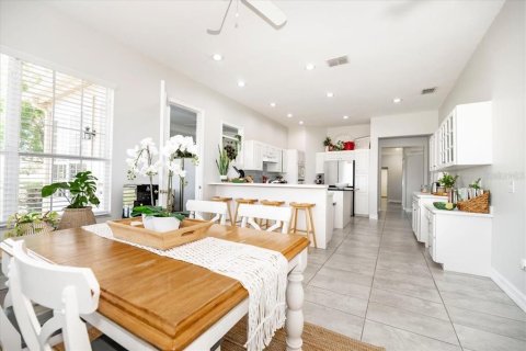 Casa en venta en Lakeland, Florida, 2 dormitorios, 191.84 m2 № 1585896 - foto 17