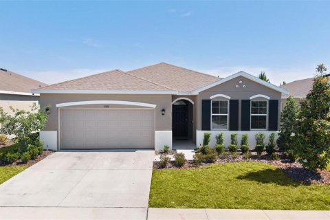 House in Wildwood, Florida 4 bedrooms, 188.68 sq.m. № 2123730