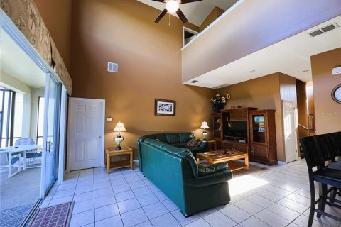 House in Clermont, Florida 7 bedrooms, 299.52 sq.m. № 1110918 - photo 10