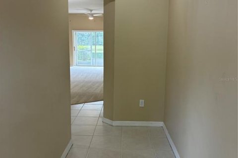 Touwnhouse à louer à Wesley Chapel, Floride: 2 chambres, 130.71 m2 № 2410389 - photo 3