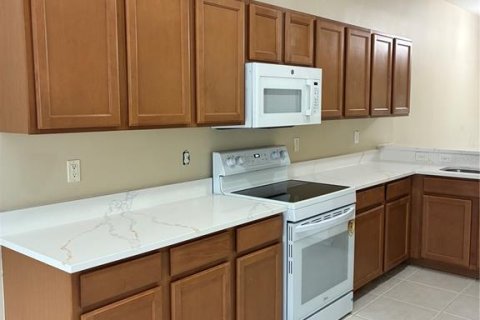 Touwnhouse à louer à Wesley Chapel, Floride: 2 chambres, 130.71 m2 № 2410389 - photo 10