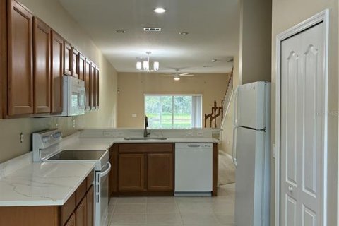 Touwnhouse à louer à Wesley Chapel, Floride: 2 chambres, 130.71 m2 № 2410389 - photo 9