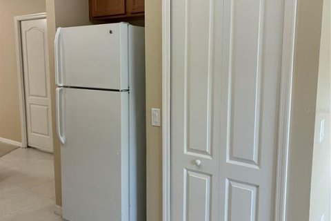 Touwnhouse à louer à Wesley Chapel, Floride: 2 chambres, 130.71 m2 № 2410389 - photo 11