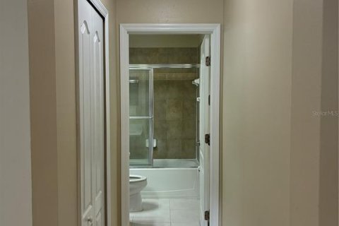Touwnhouse à louer à Wesley Chapel, Floride: 2 chambres, 130.71 m2 № 2410389 - photo 23