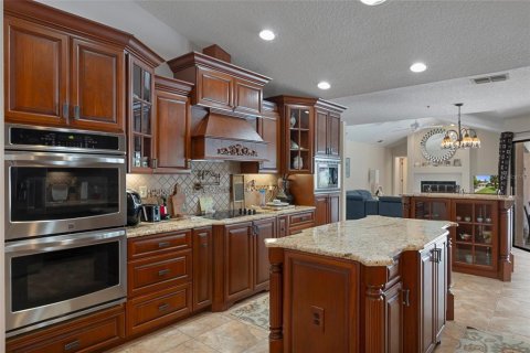 Casa en venta en Spring Hill, Florida, 6 dormitorios, 315.4 m2 № 1723641 - foto 27