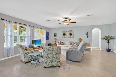 House in Punta Gorda, Florida 3 bedrooms, 217.3 sq.m. № 1916325 - photo 10