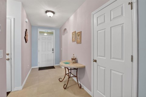 House in Punta Gorda, Florida 3 bedrooms, 217.3 sq.m. № 1916325 - photo 5