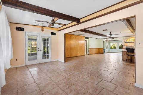 Casa en venta en Oxford, Florida, 3 dormitorios, 165.37 m2 № 1886935 - foto 4