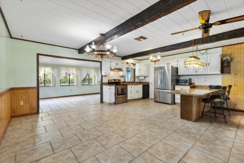 Casa en venta en Oxford, Florida, 3 dormitorios, 165.37 m2 № 1886935 - foto 12