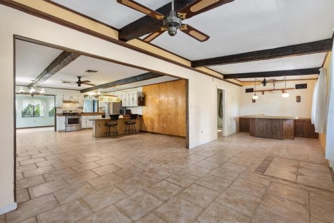 Casa en venta en Oxford, Florida, 3 dormitorios, 165.37 m2 № 1886935 - foto 5