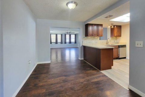 Villa ou maison à vendre à Hudson, Floride: 2 chambres, 128.86 m2 № 1900084 - photo 8