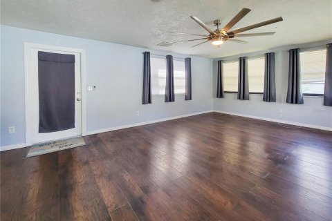 Villa ou maison à vendre à Hudson, Floride: 2 chambres, 128.86 m2 № 1900084 - photo 9