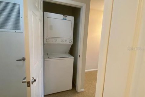 Appartement à louer à Sanford, Floride: 2 chambres, 91.04 m2 № 2430387 - photo 6