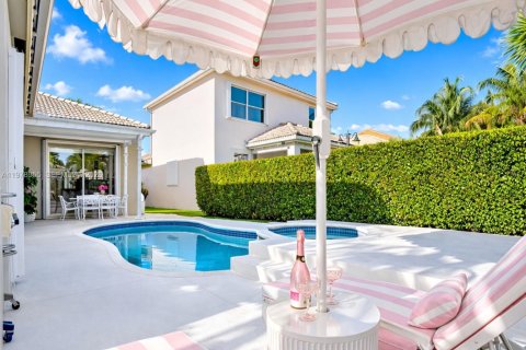 Купить виллу или дом в Маргит, Флорида 2 спальни, 151.99м2, № 2043638 - фото 3