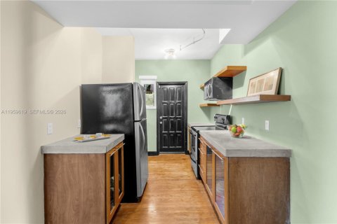 Купить кондоминиум в Майами-Бич, Флорида 2 спальни, 97.36м2, № 2021927 - фото 25