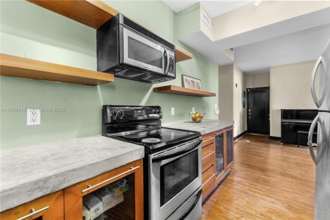 Купить кондоминиум в Майами-Бич, Флорида 2 спальни, 97.36м2, № 2021927 - фото 11