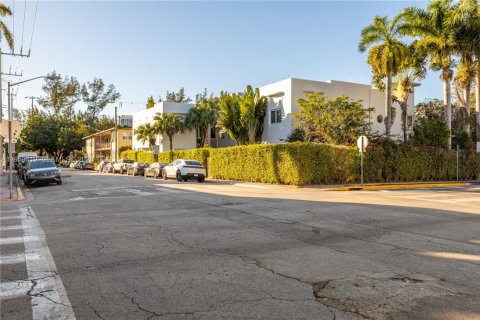 Купить кондоминиум в Майами-Бич, Флорида 2 спальни, 97.36м2, № 2021927 - фото 22