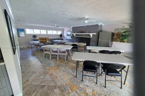 Condominio en venta en Oakland Park, Florida, 1 dormitorio, 65.87 m2 № 1966907 - foto 27