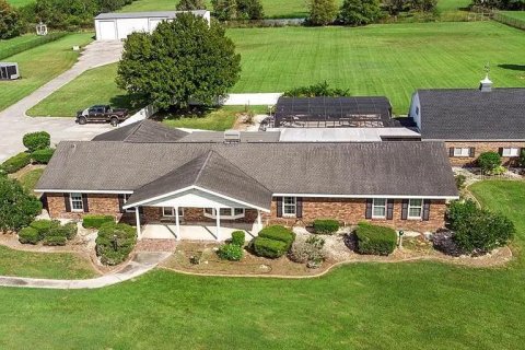 Villa ou maison à Kissimmee, Floride 5 chambres, 849.5 m2 № 2362418