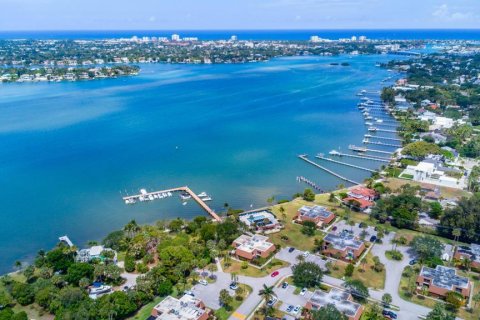 Adosado en alquiler en Jupiter, Florida, 2 dormitorios, 136.57 m2 № 1229201 - foto 1