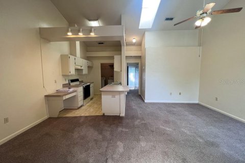 Appartement à louer à Gainesville, Floride: 2 chambres, 84.26 m2 № 1876860 - photo 5