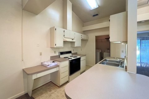 Appartement à louer à Gainesville, Floride: 2 chambres, 84.26 m2 № 1876860 - photo 13