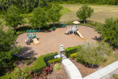 House in Orlando, Florida 4 bedrooms, 228.82 sq.m. № 1657896 - photo 9