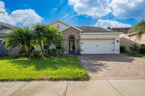 House in Orlando, Florida 4 bedrooms, 228.82 sq.m. № 1657896 - photo 1