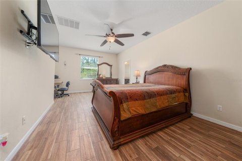 House in Orlando, Florida 4 bedrooms, 228.82 sq.m. № 1657896 - photo 27