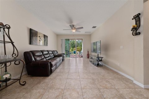 House in Orlando, Florida 4 bedrooms, 228.82 sq.m. № 1657896 - photo 17