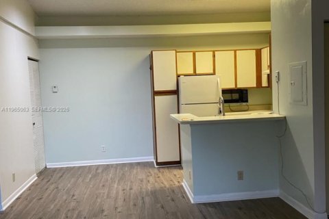 Снять в аренду кондоминиум в Коконат Крик, Флорида 1 спальня, 57.6м2, № 2026457 - фото 16