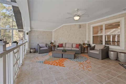 House in Gainesville, Florida 4 bedrooms, 339.28 sq.m. № 1651678 - photo 5