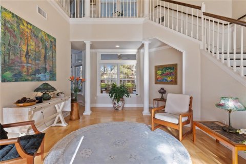 House in Gainesville, Florida 4 bedrooms, 339.28 sq.m. № 1651678 - photo 7