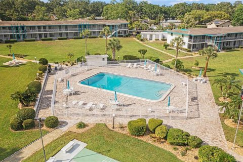 Condo in Lakeland, Florida, 2 bedrooms № 2112735 - photo 25