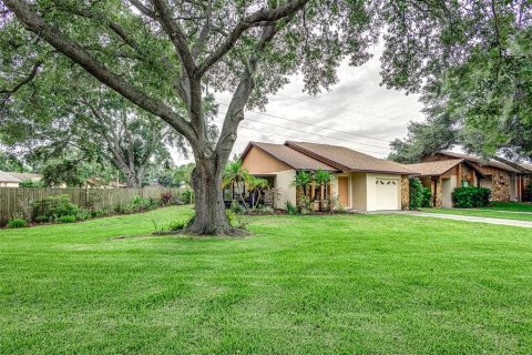 Villa ou maison à louer à Lakeland, Floride: 2 chambres, 81.1 m2 № 1870338 - photo 3