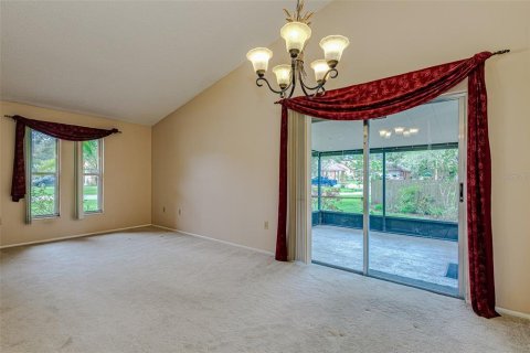 Villa ou maison à louer à Lakeland, Floride: 2 chambres, 81.1 m2 № 1870338 - photo 8