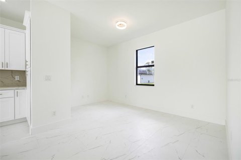 Casa en venta en Port Charlotte, Florida, 3 dormitorios, 153.57 m2 № 1755062 - foto 13