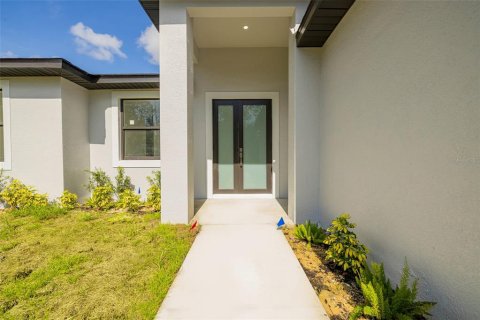 Casa en venta en Port Charlotte, Florida, 3 dormitorios, 153.57 m2 № 1755062 - foto 3