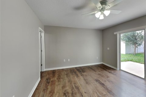Villa ou maison à louer à Palmetto, Floride: 3 chambres, 106.65 m2 № 1910954 - photo 7