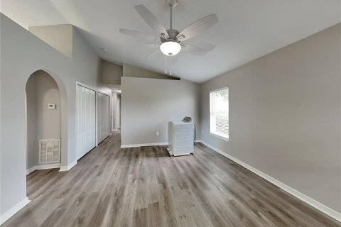 House in Palmetto, Florida 3 bedrooms, 106.65 sq.m. № 1910954 - photo 3