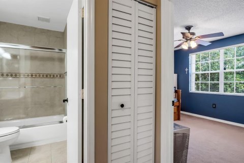 House in Margate, Florida 3 bedrooms, 151.99 sq.m. № 2178567 - photo 25