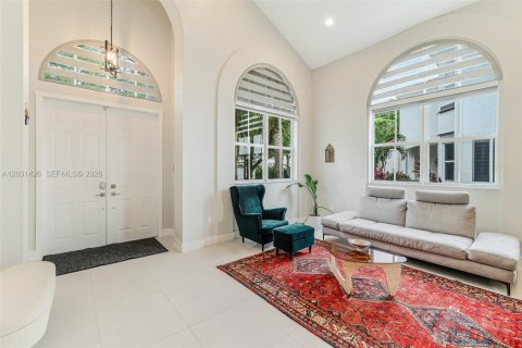 House in Miramar, Florida 4 bedrooms, 285.86 sq.m. № 2244278 - photo 6