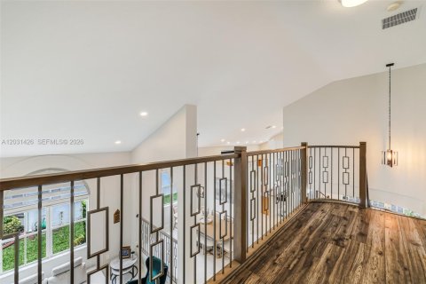 House in Miramar, Florida 4 bedrooms, 285.86 sq.m. № 2244278 - photo 25