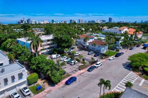 Condo in Miami Beach, Florida, 1 bedroom  № 2084411 - photo 5