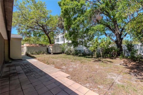 Villa ou maison à vendre à Tampa, Floride: 3 chambres, 160.07 m2 № 1718269 - photo 28