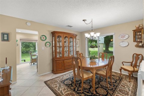 Villa ou maison à vendre à Sarasota, Floride: 2 chambres, 128.39 m2 № 2403339 - photo 5