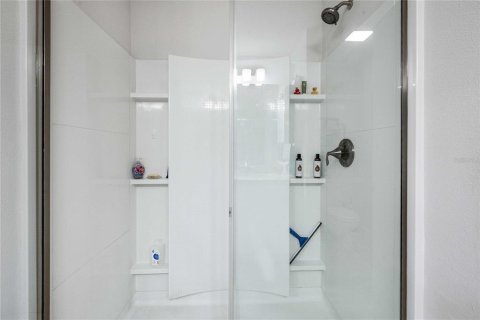 Casa en venta en Dade City, Florida, 4 dormitorios, 187.38 m2 № 1918159 - foto 18