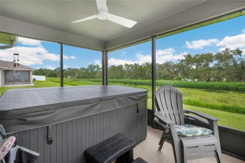 Casa en venta en Dade City, Florida, 4 dormitorios, 187.38 m2 № 1918159 - foto 26