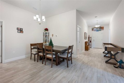 Casa en venta en Dade City, Florida, 4 dormitorios, 187.38 m2 № 1918159 - foto 4