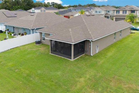 Casa en venta en Dade City, Florida, 4 dormitorios, 187.38 m2 № 1918159 - foto 29